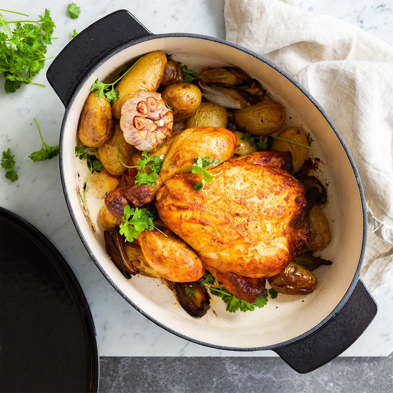 KitchenAid - garnek żeliwny owalny 5,6L Onyx Black