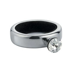 Alessi - obrączka na butelkę wina NO?