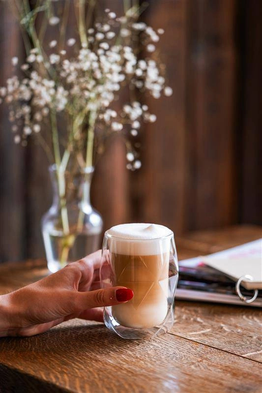 Vialli Design - Komplet 2-szklanek 250ml z podwójną ścianką 250ml Geo