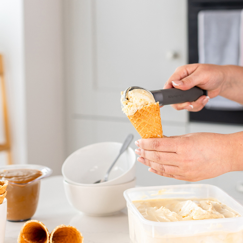 KitchenAid Culinary Tools - łyżka do lodów Charcoal Grey
