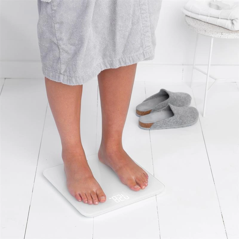 Brabantia - Waga łazienkowa cyfrowa ReNew biała