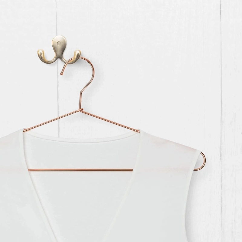 RAYEN - Zestaw 5 wieszaków w kolorze miedzianym