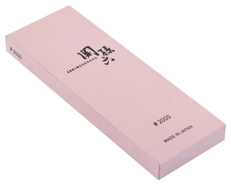 KAI - Kamień do ostrzenia 2000 w etui Seki Magoroku