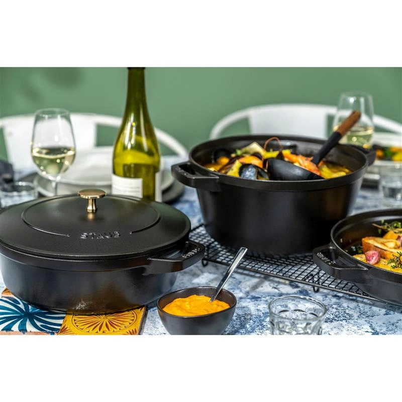 Staub - zestaw 3 naczyń żeliwnych + pokrywka 24 cm czarny