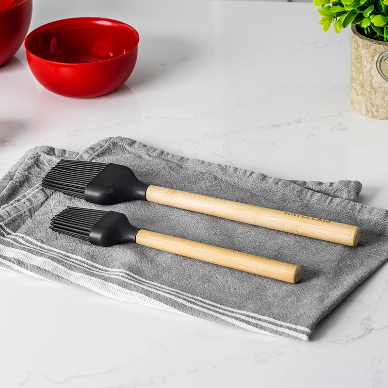 KitchenAid Culinary Tools - pędzelek silikonowy 22cm CLASSIC Bamboo