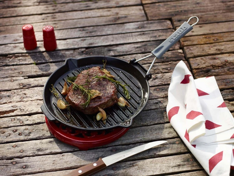 Staub - patelnia grillowa żeliwna okrągła czarna 27 cm