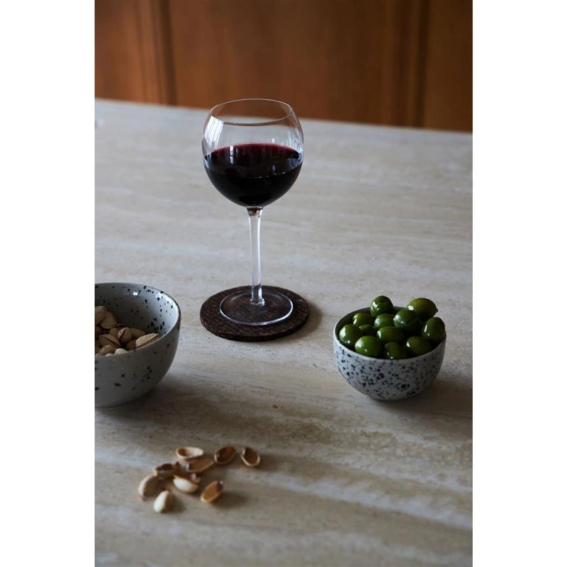 Sagaform - podkładki pod szklanki, 4 szt., korek, śred. 10 cm, ciemnobrązowe Dante