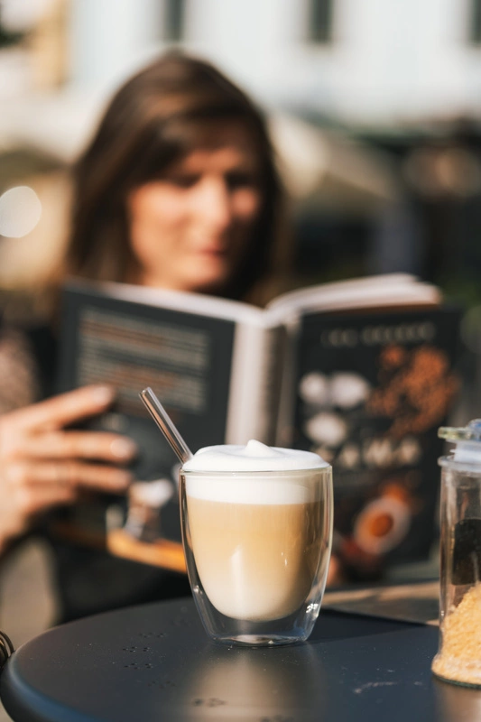 Vialli Design - Zestaw 6 szklanek z podwójną ścianką 320ml ze słomkami VITA