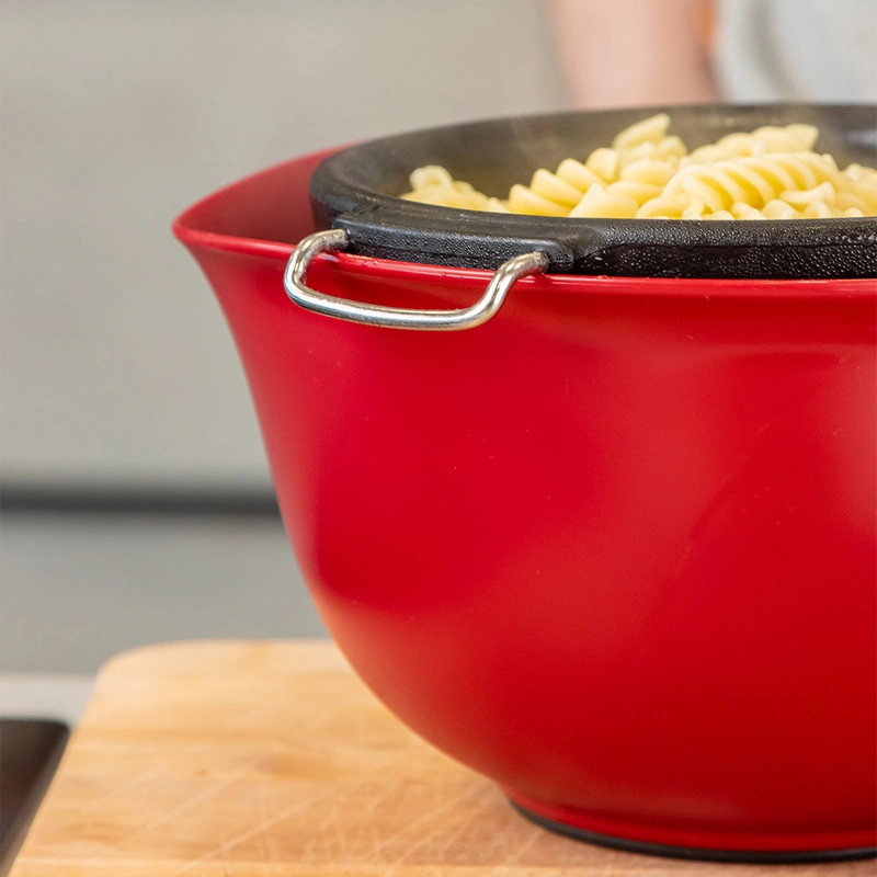 KitchenAid Culinary Tools - sitko kuchenne z uchwytem 17,5cm CORELINE Empire Red