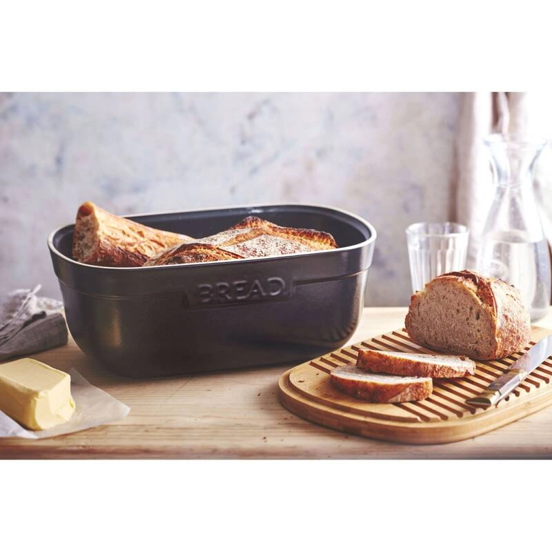 Emile Henry - Chlebak ceramiczny czarny z deską