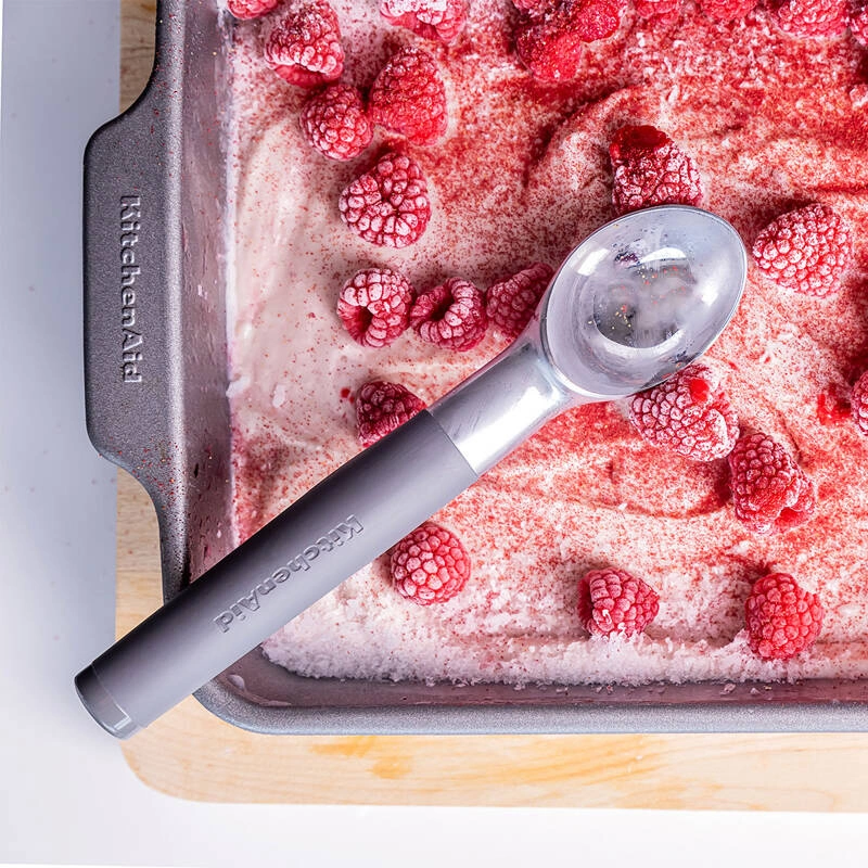 KitchenAid Culinary Tools - łyżka do lodów CORELINE Charcoal Grey