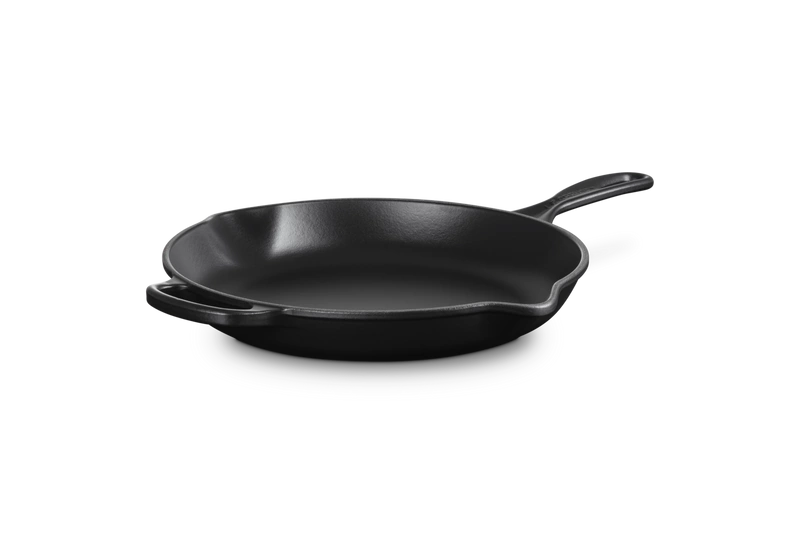 Le Creuset - patelnia Signature niska żeliwna 30 cm Czarny