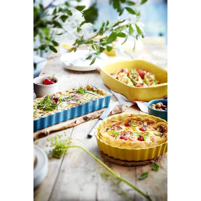 Emile Henry - Kwadratowe naczynie do zapiekania- czarny