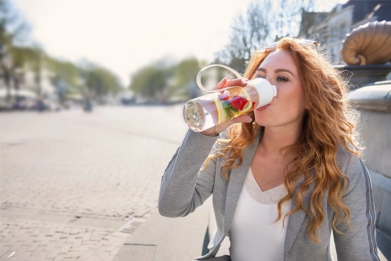 Mepal - Butelka na wodę Justwater 500 ml Aqua