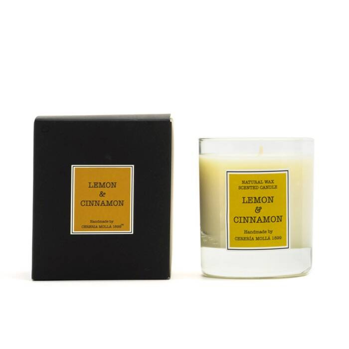 Cereria Molla - Świeca Santiago 230gr. Lemon & Cinnamon