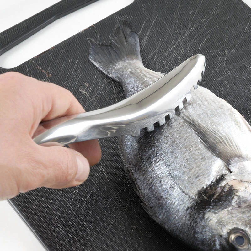 i Genietti - Skrobak do rybich łusek