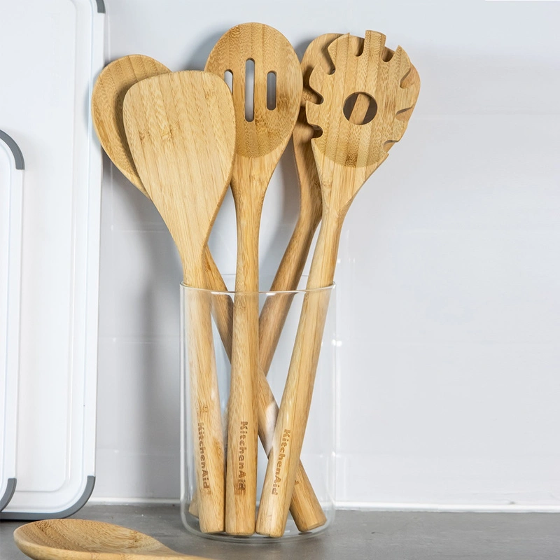 KitchenAid Culinary Tools - łopatka drewniana z otworami CLASSIC Bamboo