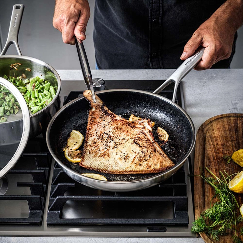 KitchenAid - patelnia 3-warstwowa stalowa z powłoką 24 cm