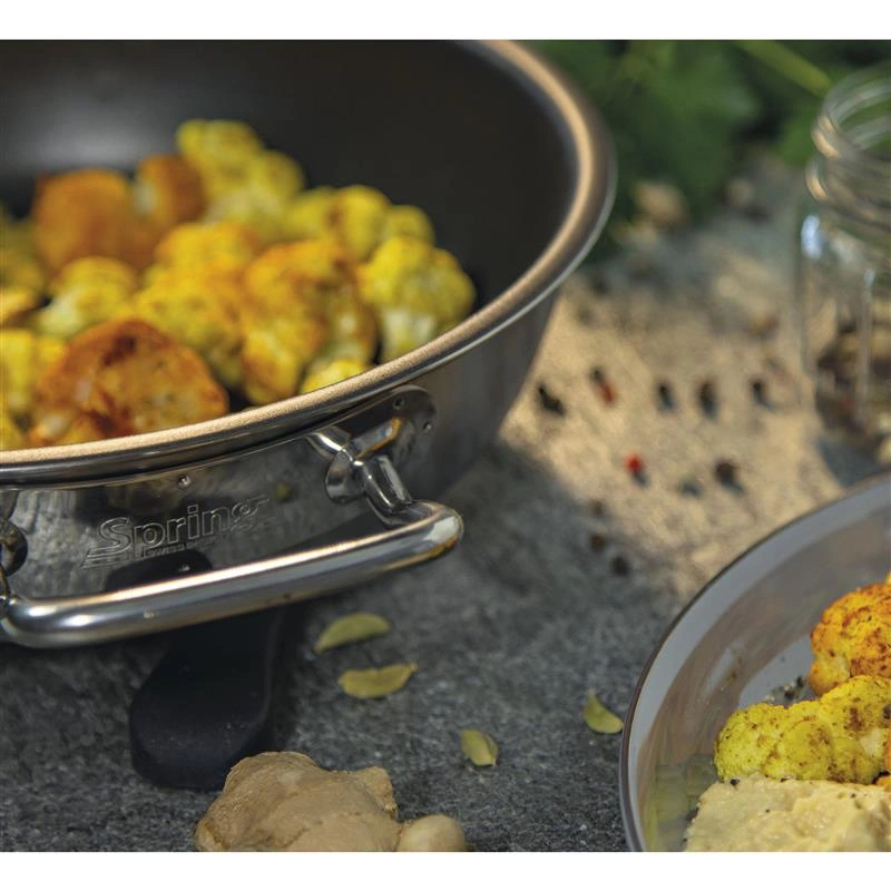 Spring - patelnia do serwowania z powłoką nieprzywierającą, śred. 24 cm, stal nierdzewna 18/0 VULCANO CLASSIC