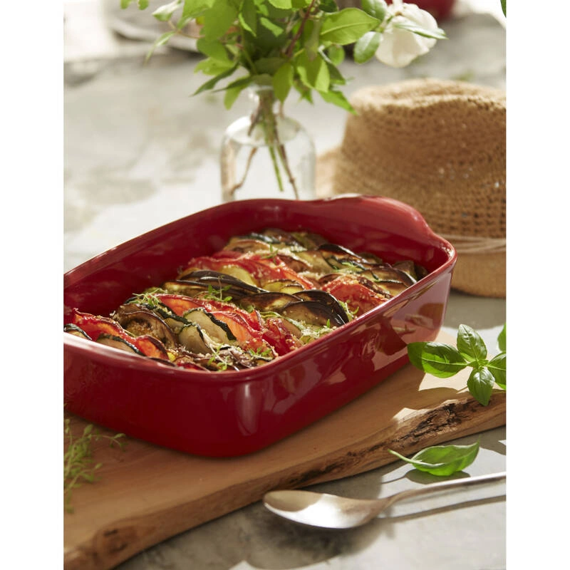 Emile Henry - Prostokątne naczynie do zapiekania 30x19cm - czerwony