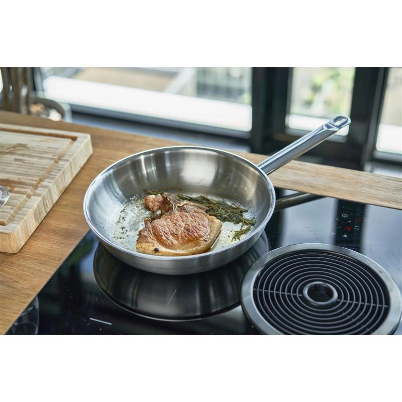 Zwilling - patelnia stalowa płytka 24 cm Pro