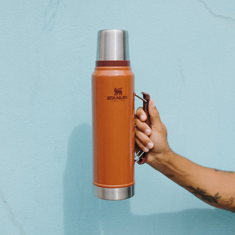 Stanley - Termos Legendary Classic Hammertone Clay 1L