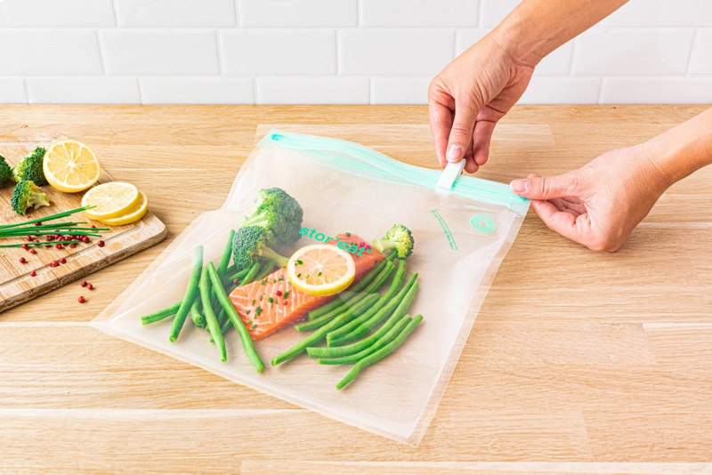 Mastrad - Zestaw pompka próżn.+ 10 toreb (1,3L+3L)