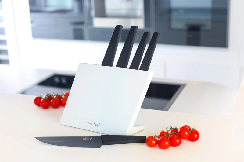 Vialli Design - Zestaw 5 noży w bloku VOLO z powłoką nieprzywierającą biały