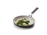 KitchenAid - patelnia Aluminium Coloured 24 cm czarna