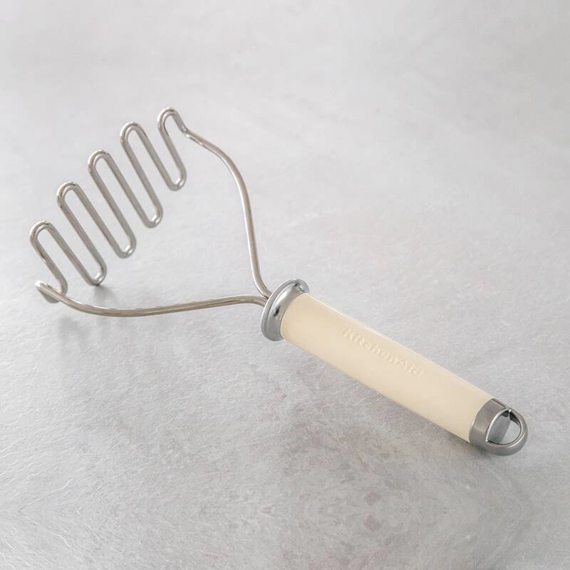 KitchenAid Culinary Tools - tłuczek do ziemniaków CORELINE Almond Cream