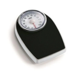 ADE - mechaniczna waga łazienkowa z powierzchnią antypoślizgową, do 136 kg, 28,5 x 43 cm, czarna Victoria