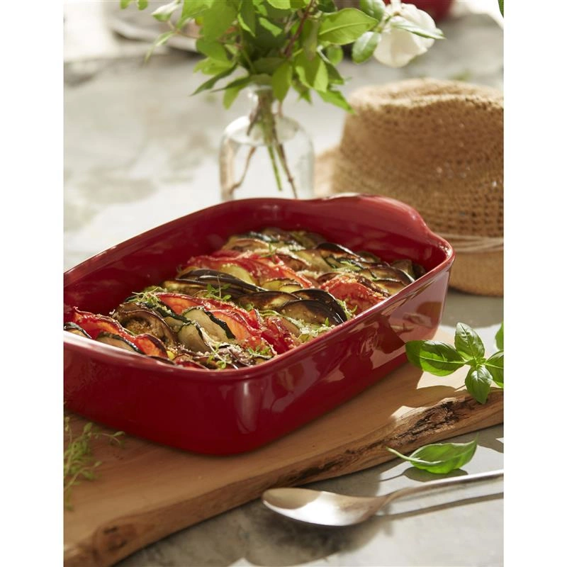 Emile Henry - Naczynie do zapiekania 22x14,5cm - czerwony