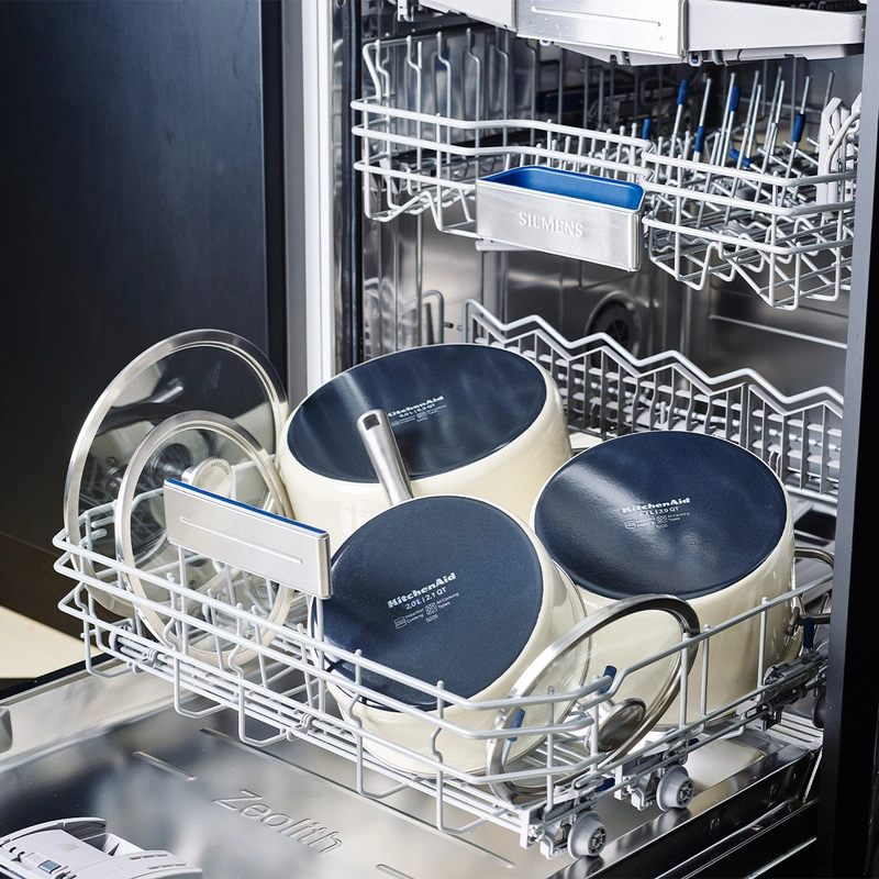 KitchenAid - Rondel emaliowany 1,3L 16 cm kremowy