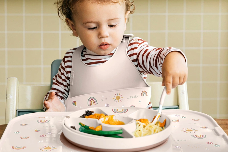 Mepal - Talerzyk dziecięcy dzielony Mio Sunshine & Rainbow