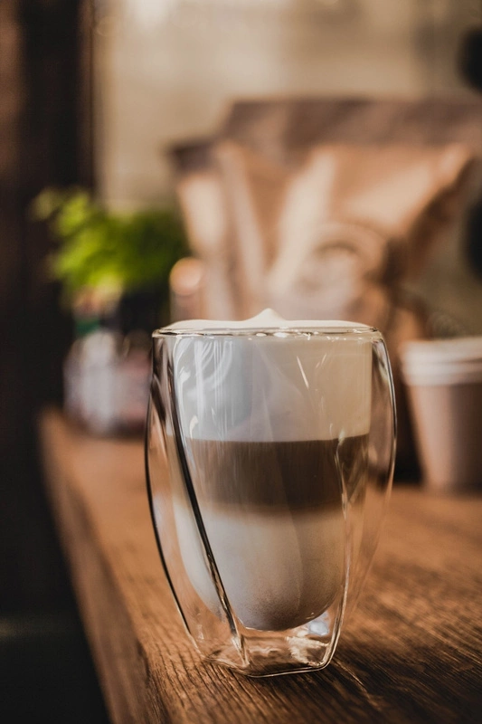 Vialli Design - Zestaw 2 szklanek z podwójną ścianką Cristallo 300 ml