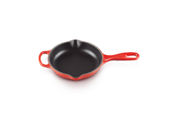 Le Creuset - patelnia żeliwna o smażenia i serwowania 16 cm Wiśniowy