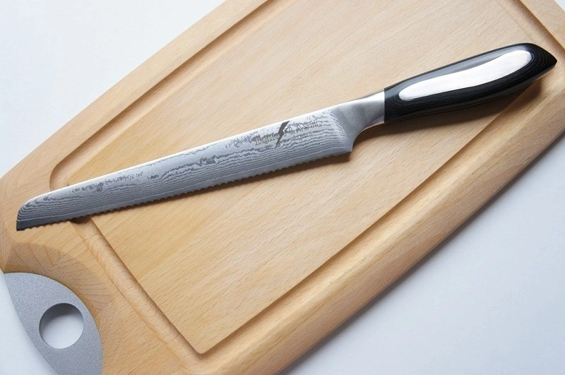 Tojiro - Flash Nóż do pieczywa 24cm