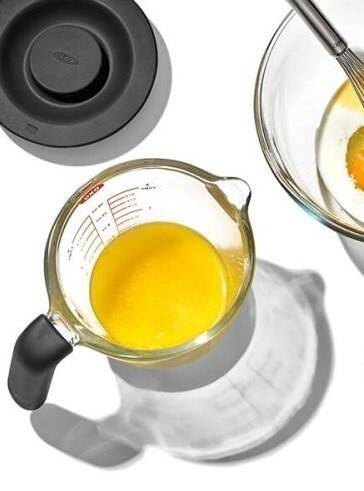 OXO - Miarka szklana 0,5l. z pokrywką Good Grips