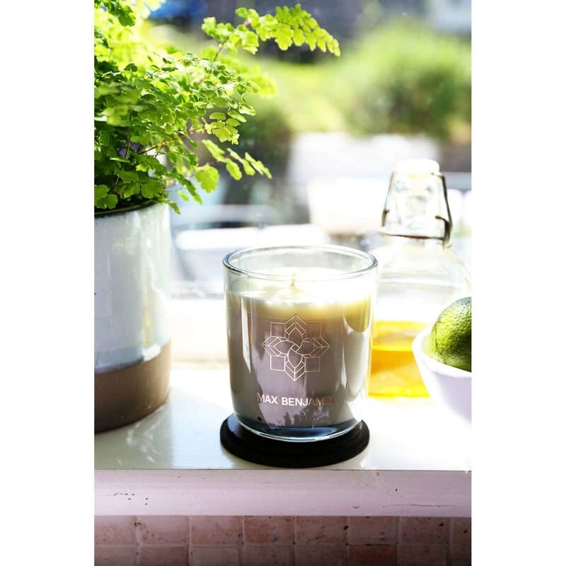 Max Benjamin - Świeca Acqua Viva 210 g Classic