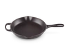 czarny