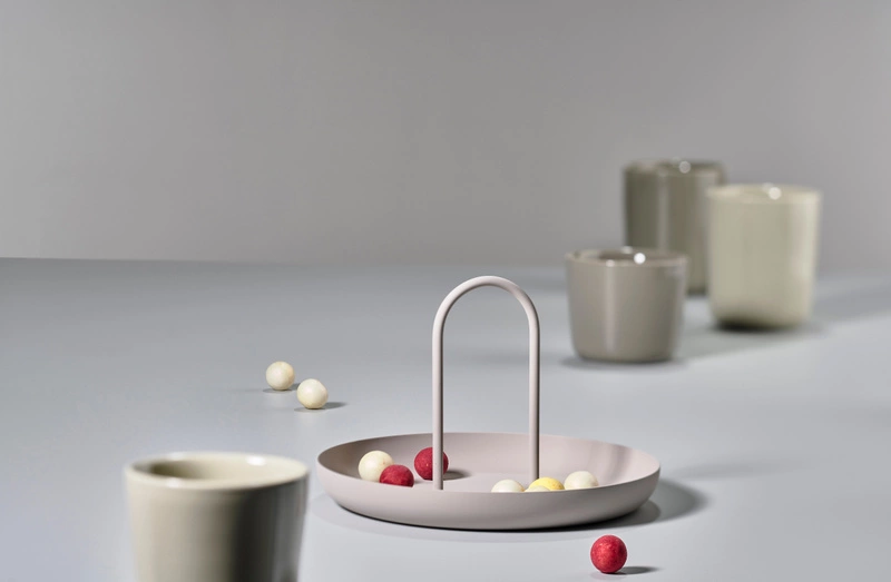 Zone Denmark - Taca do serwowania okrągła 20 cm Singles Warm Grey