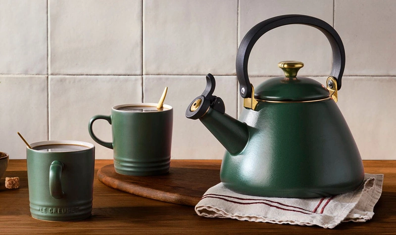 Le Creuset - Czajnik Kone foret